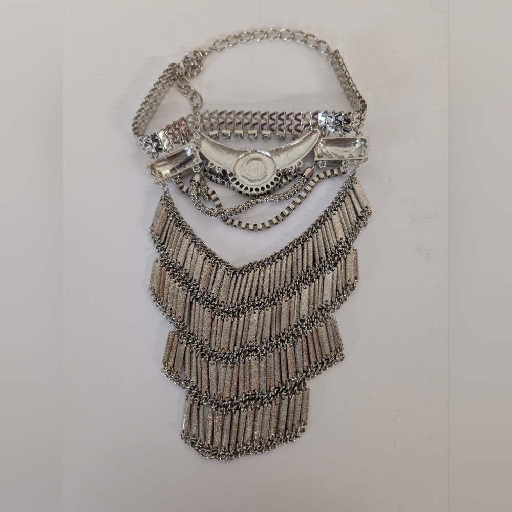 Necklace Silver Metal A Touch of Rhinestone Bib Renaissance Statement - Picture 2 of 5